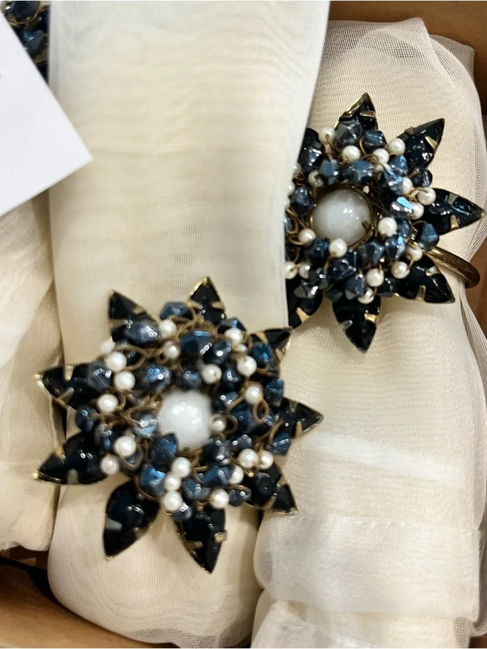 Bombay Company New Old Stock Black Pearl Napkin Rings And Chiffon Napkins Four